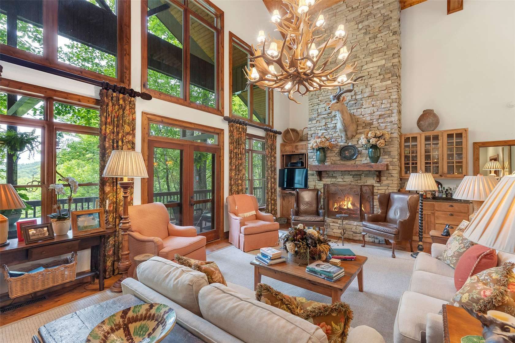 1.56 Acres of Land with Home for Sale in Highlands, North Carolina
