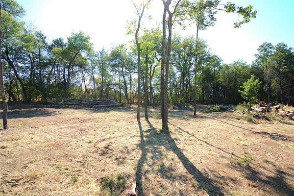 0.5 Acres of Residential Land for Sale in Paris, Texas