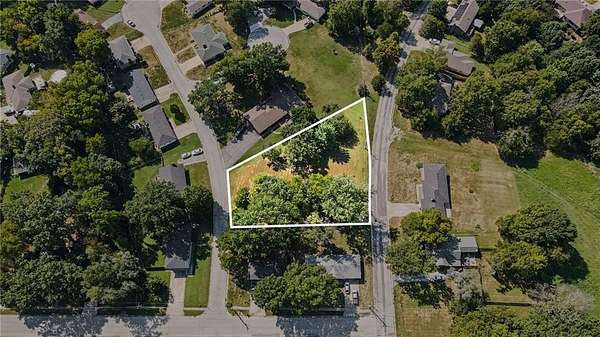 0.31 Acres of Residential Land for Sale in Smithville, Missouri