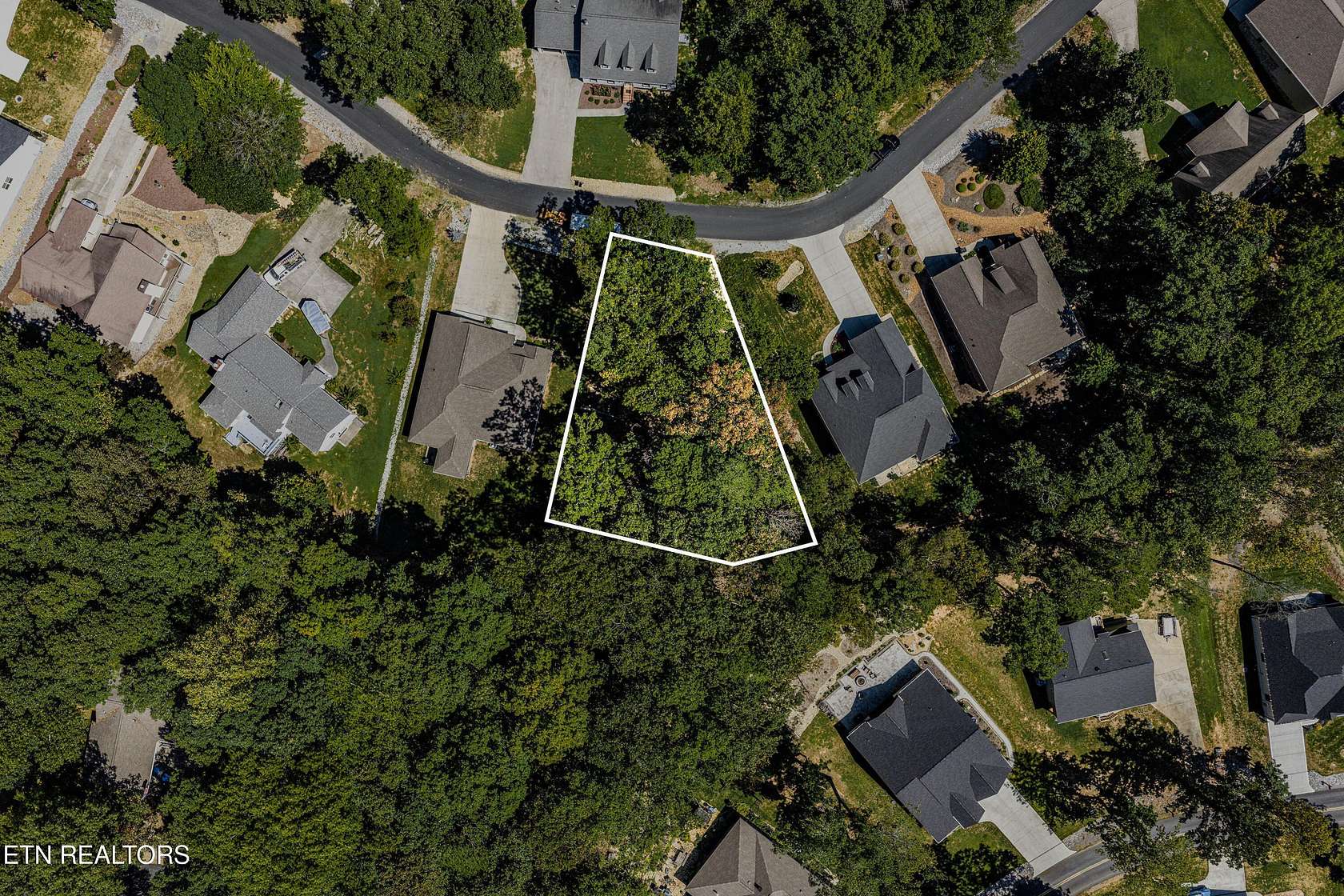 0.4 Acres of Residential Land for Sale in Loudon, Tennessee