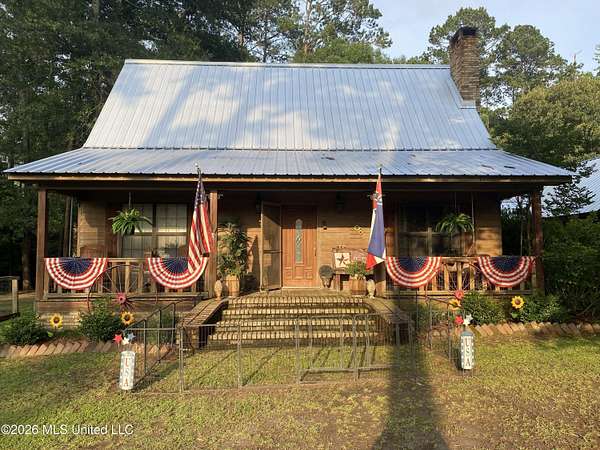 1.74 Acres of Land with Home for Sale in Summit, Mississippi