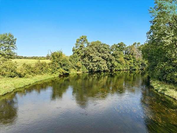 7 Acres of Residential Land for Sale in Somerset, Wisconsin