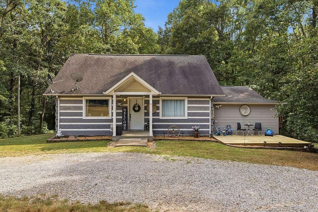 11 Acres of Land with Home for Sale in Symsonia, Kentucky