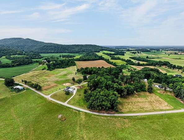 5.32 Acres of Land for Auction in McMinnville, Tennessee