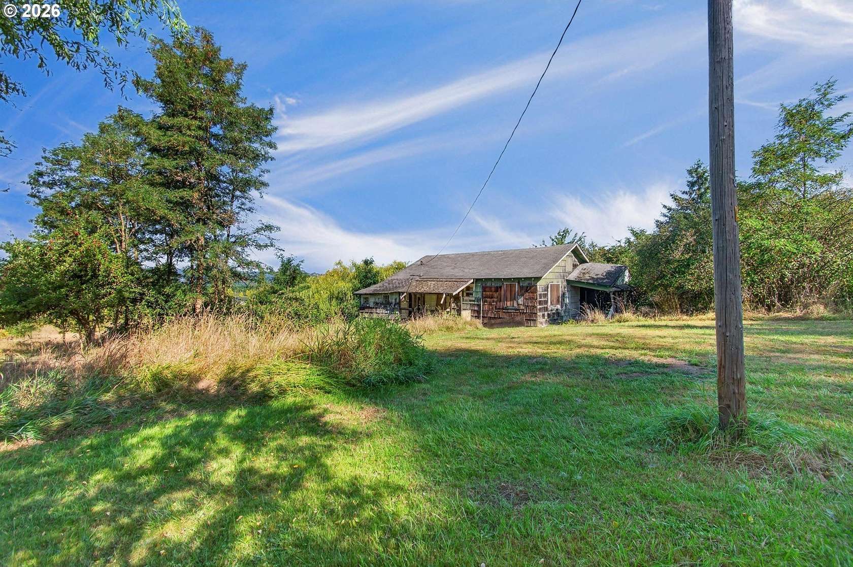 2.85 Acres of Land with Home for Sale in Clatskanie, Oregon