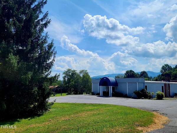 7.2 Acres of Improved Commercial Land for Lease in Johnson City, Tennessee