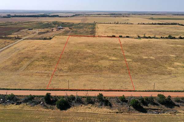 10 Acres of Residential Land for Sale in Vernon, Texas