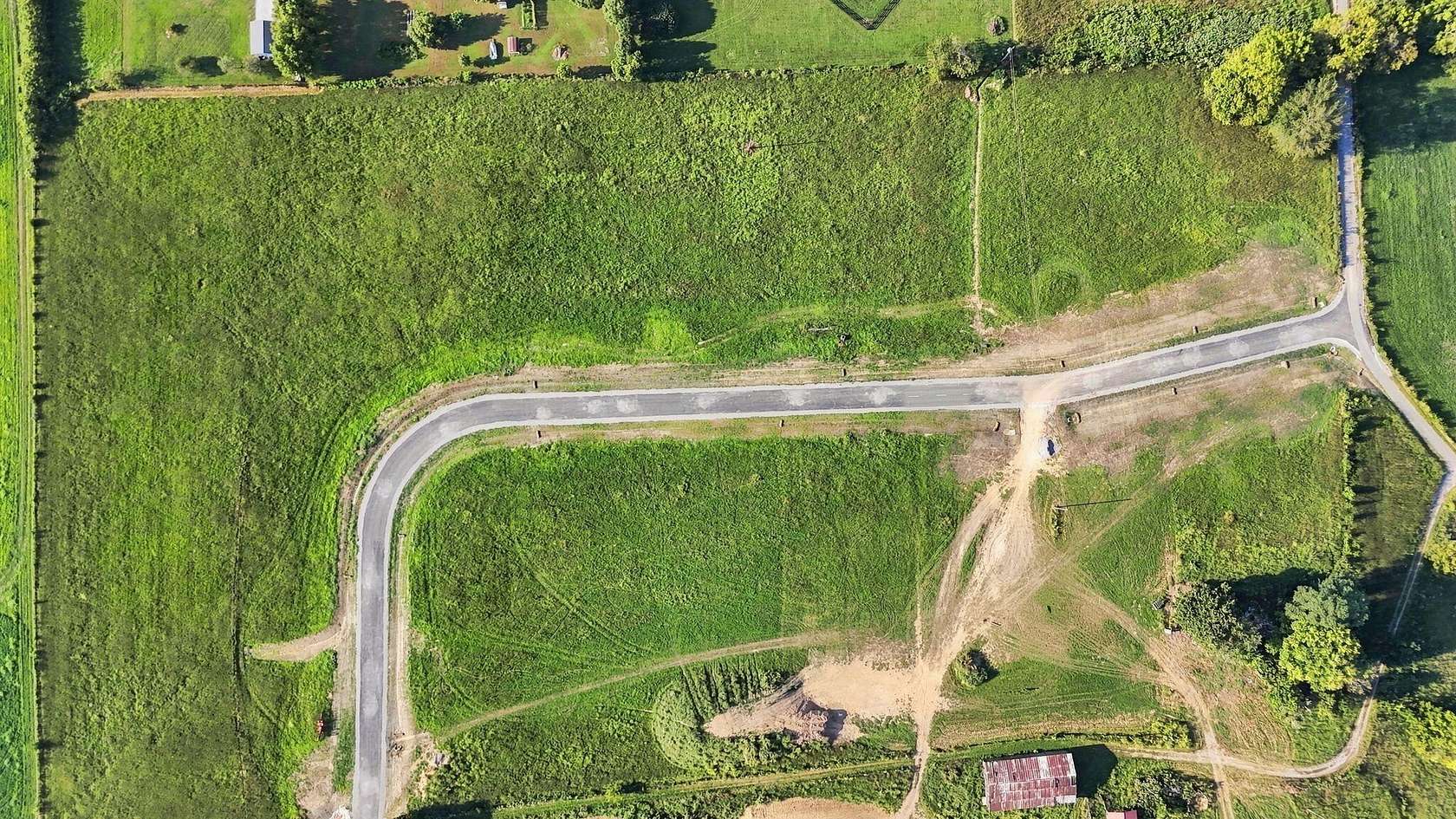 1 Acre of Residential Land for Sale in Lancaster, Kentucky