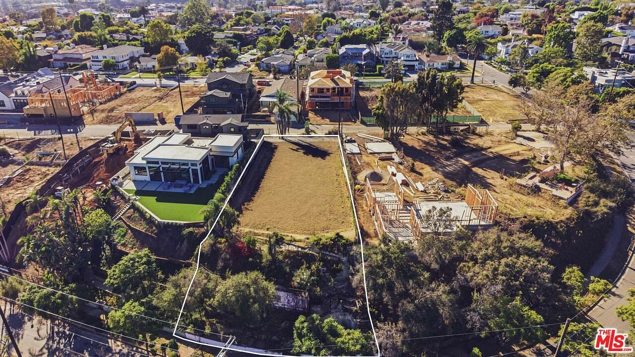 0.32 Acres of Residential Land for Sale in Los Angeles, California