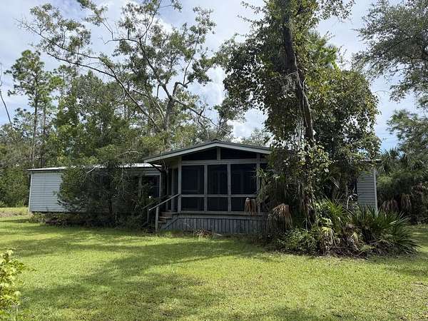 0.5 Acres of Residential Land for Sale in Steinhatchee, Florida