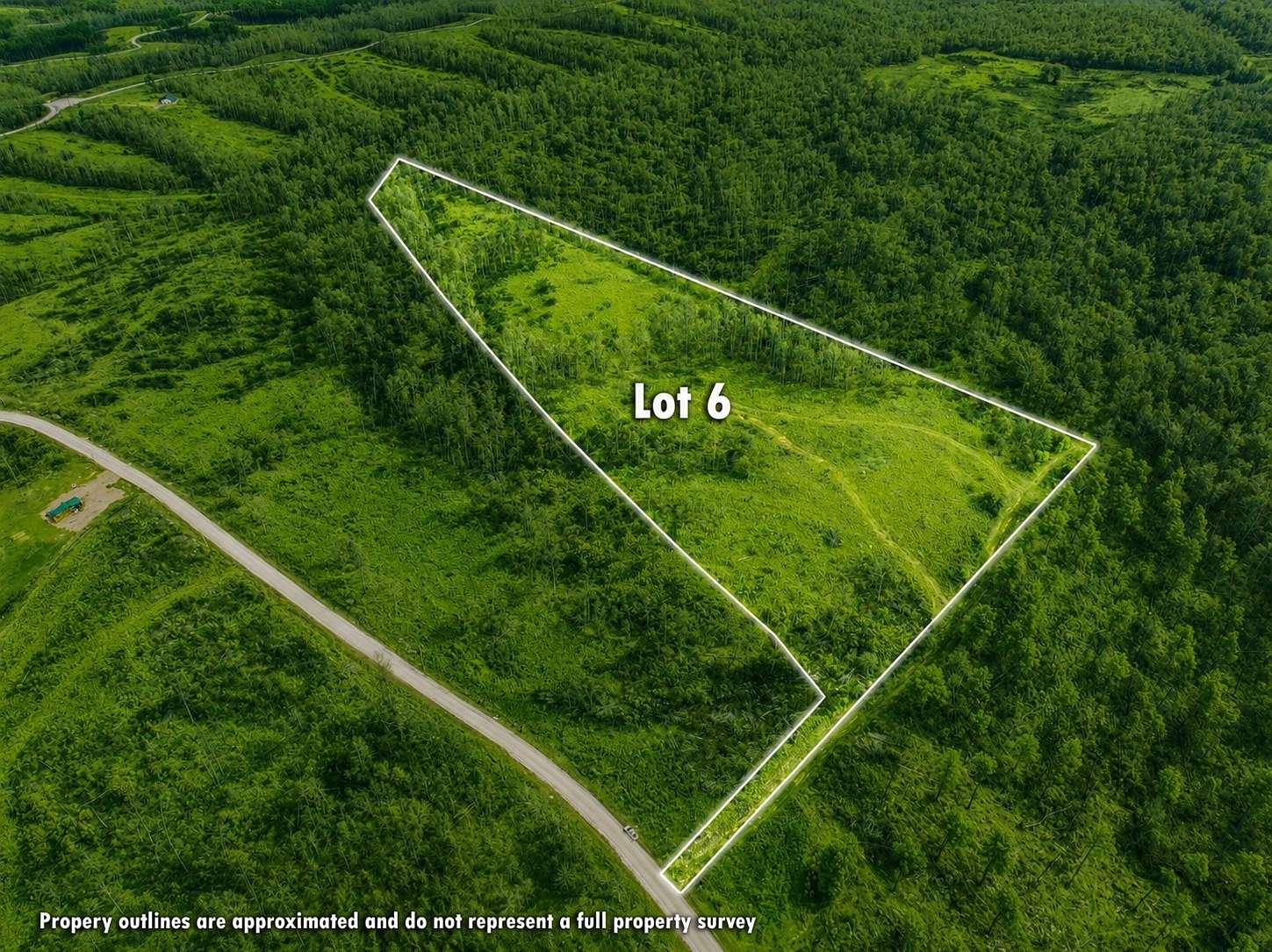 20.4 Acres of Recreational Land with Home for Sale in Dover, Tennessee
