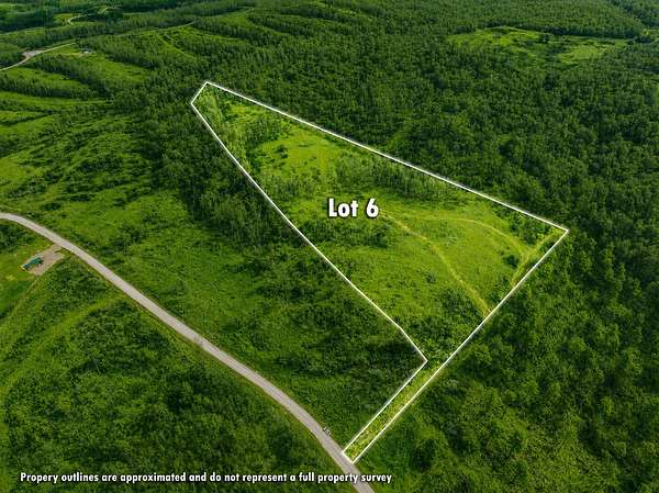 20.4 Acres of Recreational Land with Home for Sale in Dover, Tennessee