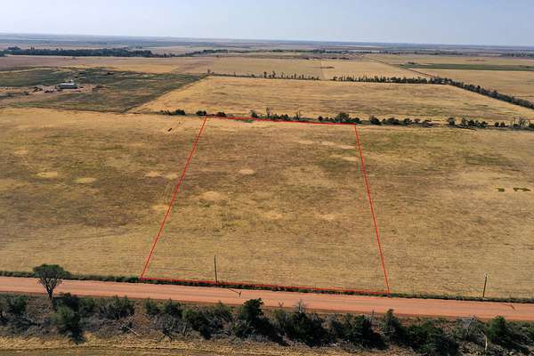 10 Acres of Residential Land for Sale in Vernon, Texas