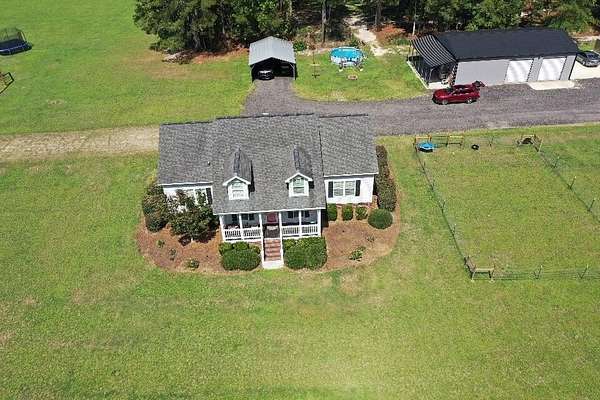 6 Acres of Land with Home for Sale in New Zion, South Carolina
