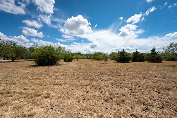 4.66 Acres of Land for Sale in Austin, Texas