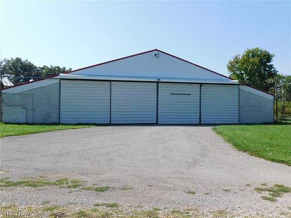 130 Acres of Land for Sale in Alliance, Ohio