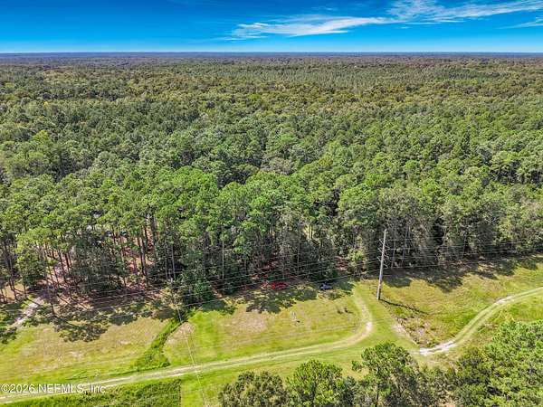 3.1 Acres of Land with Home for Sale in Jacksonville, Florida