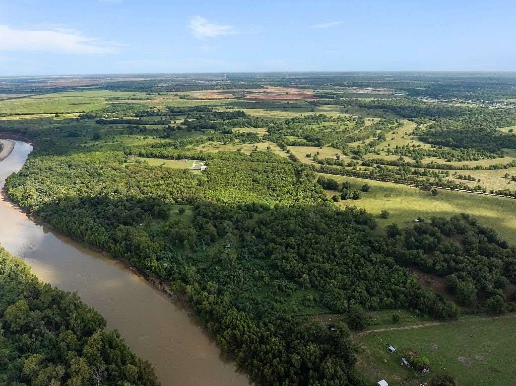 36.7 Acres of Recreational Land for Sale in Rosenberg, Texas