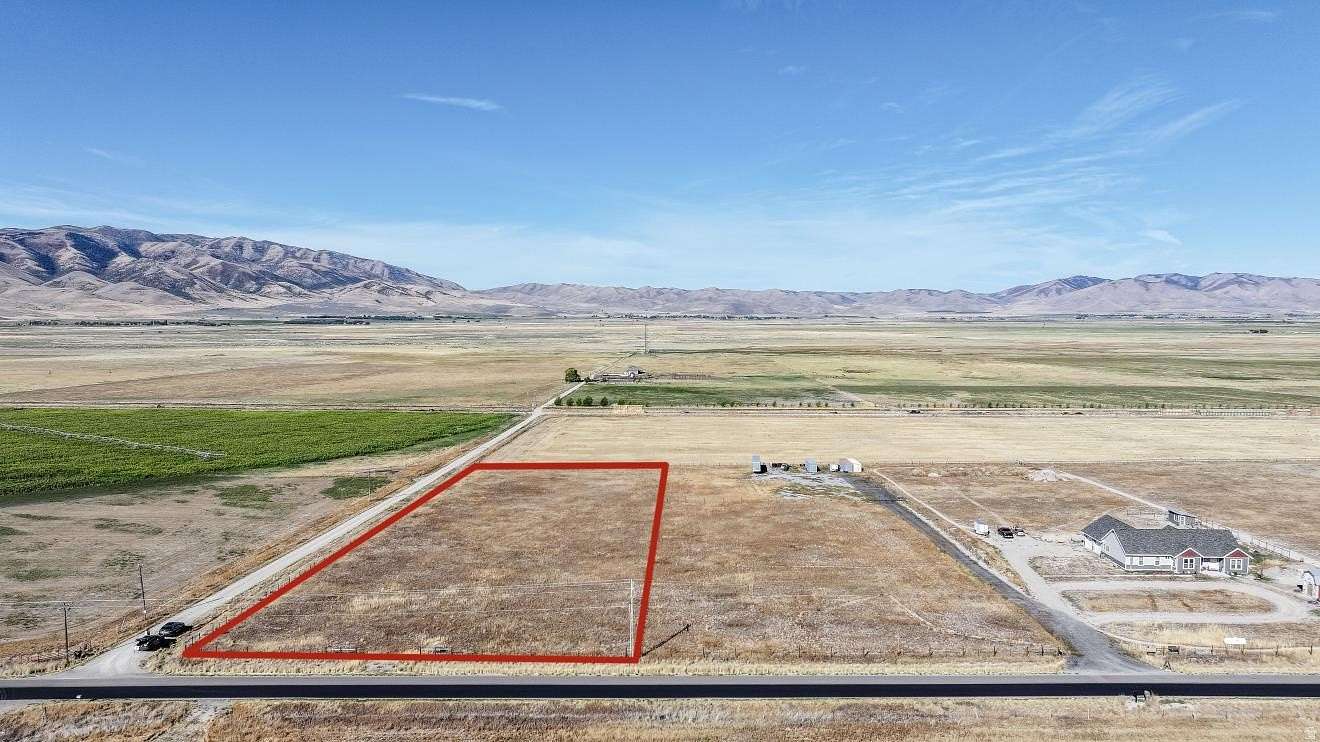 3 Acres of Residential Land for Sale in Malad City, Idaho
