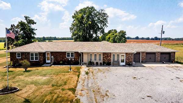 4 Acres of Land with Home for Sale in Phillipsburg, Missouri