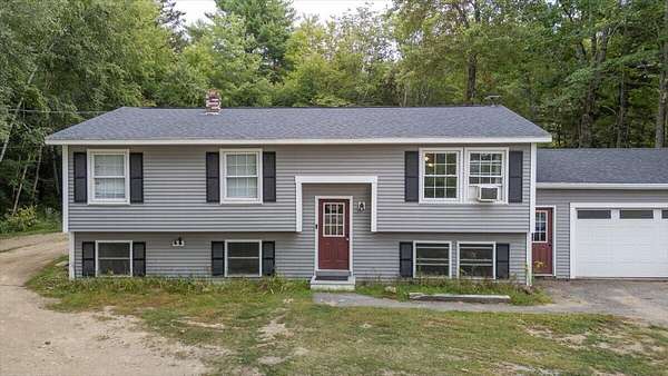 3 Acres of Land with Home for Sale in Waldoboro, Maine