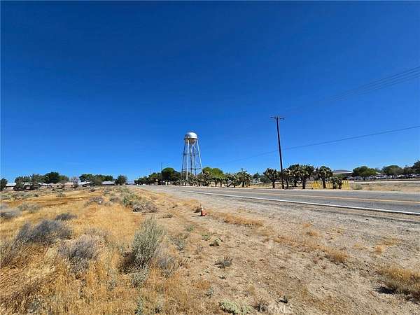 9.22 Acres of Land for Sale in Lancaster, California