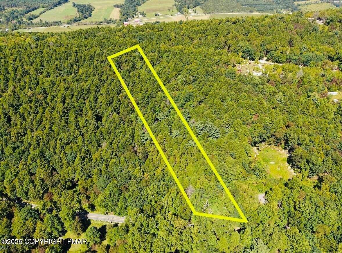 5 Acres of Residential Land for Sale in Kunkletown, Pennsylvania