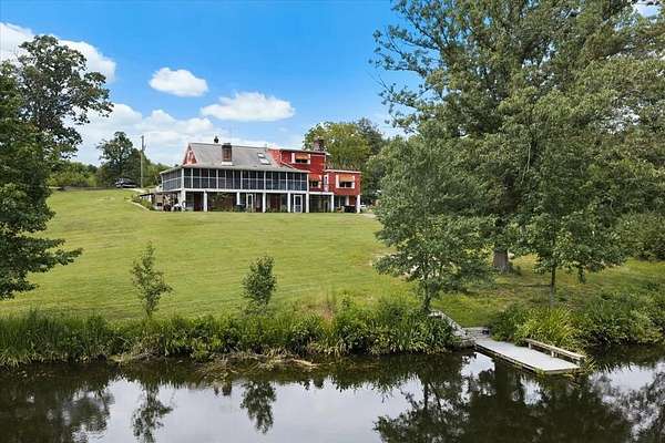 101 Acres of Agricultural Land with Home for Sale in Rice, Virginia