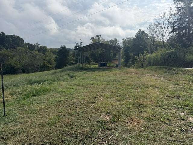 4.24 Acres of Residential Land for Sale in McEwen, Tennessee