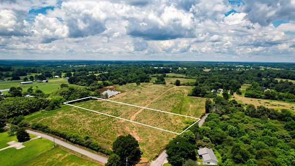 2.77 Acres of Residential Land for Sale in Hanceville, Alabama