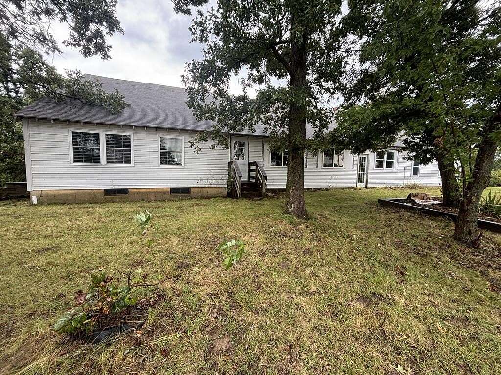 10 Acres of Land with Home for Sale in La Plata, Missouri