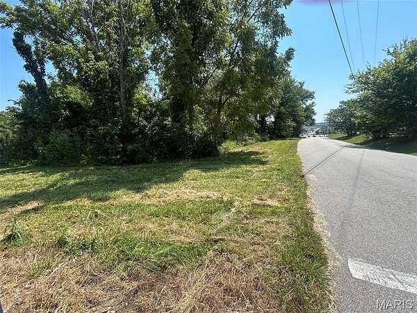 7.28 Acres of Commercial Land for Sale in Union, Missouri
