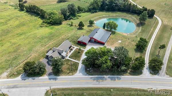 3.38 Acres of Improved Mixed-Use Land for Sale in Waterloo, Illinois