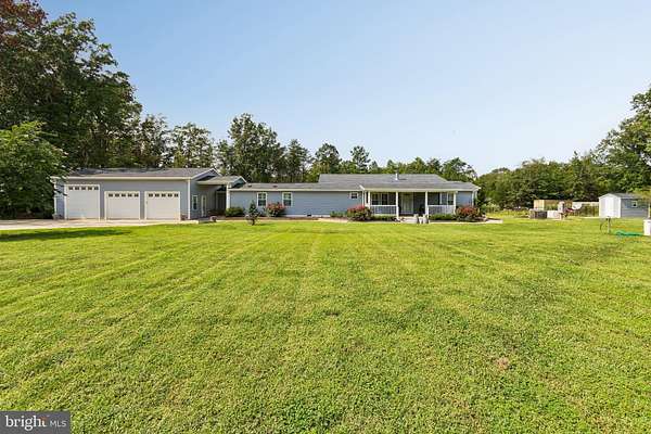 6.42 Acres of Land with Home for Sale in Louisa, Virginia