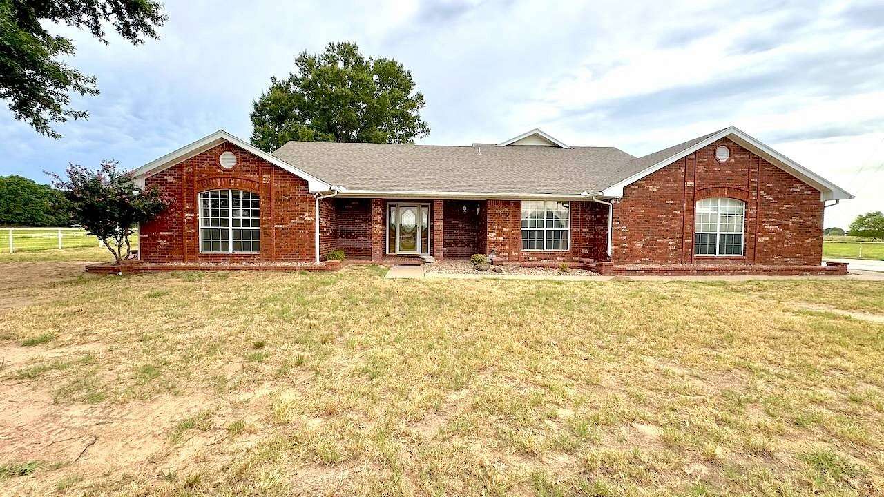 27.8 Acres of Agricultural Land with Home for Sale in McAlester, Oklahoma