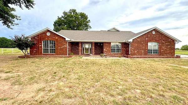 27.8 Acres of Agricultural Land with Home for Sale in McAlester, Oklahoma