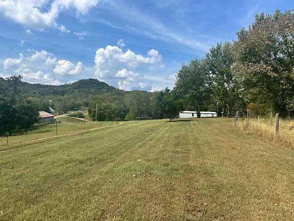 6 Acres of Land with Home for Sale in Hustonville, Kentucky