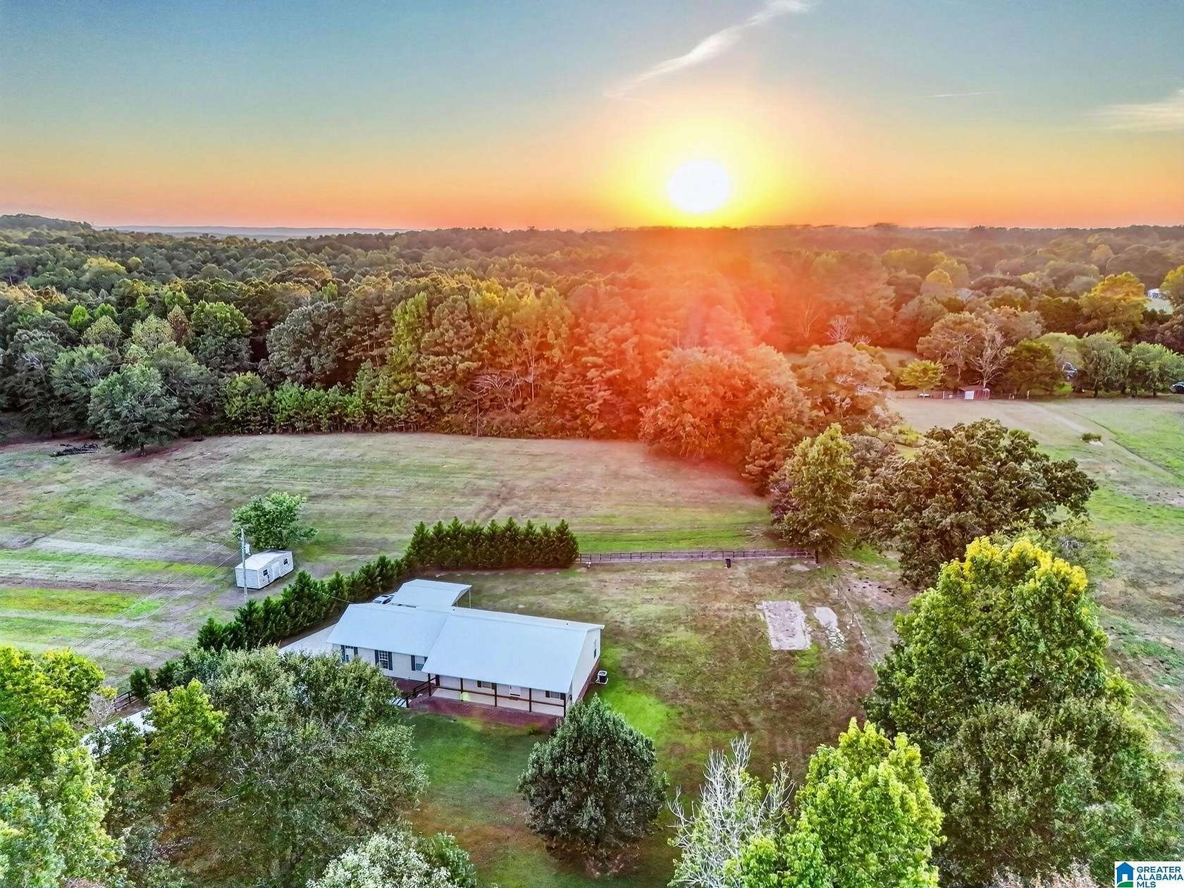 1.5 Acres of Land with Home for Sale in Jasper, Alabama