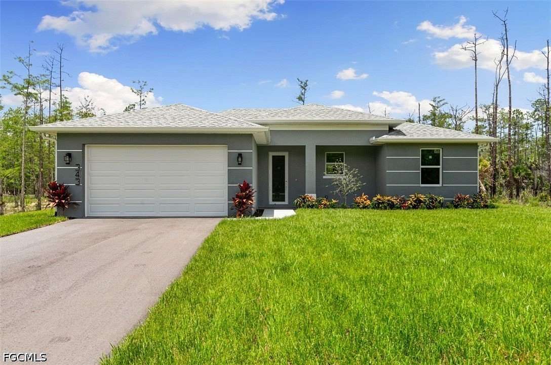 2.58 Acres of Land with Home for Sale in Naples, Florida