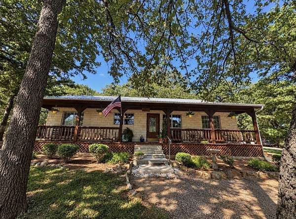 5.1 Acres of Land with Home for Sale in Chico, Texas