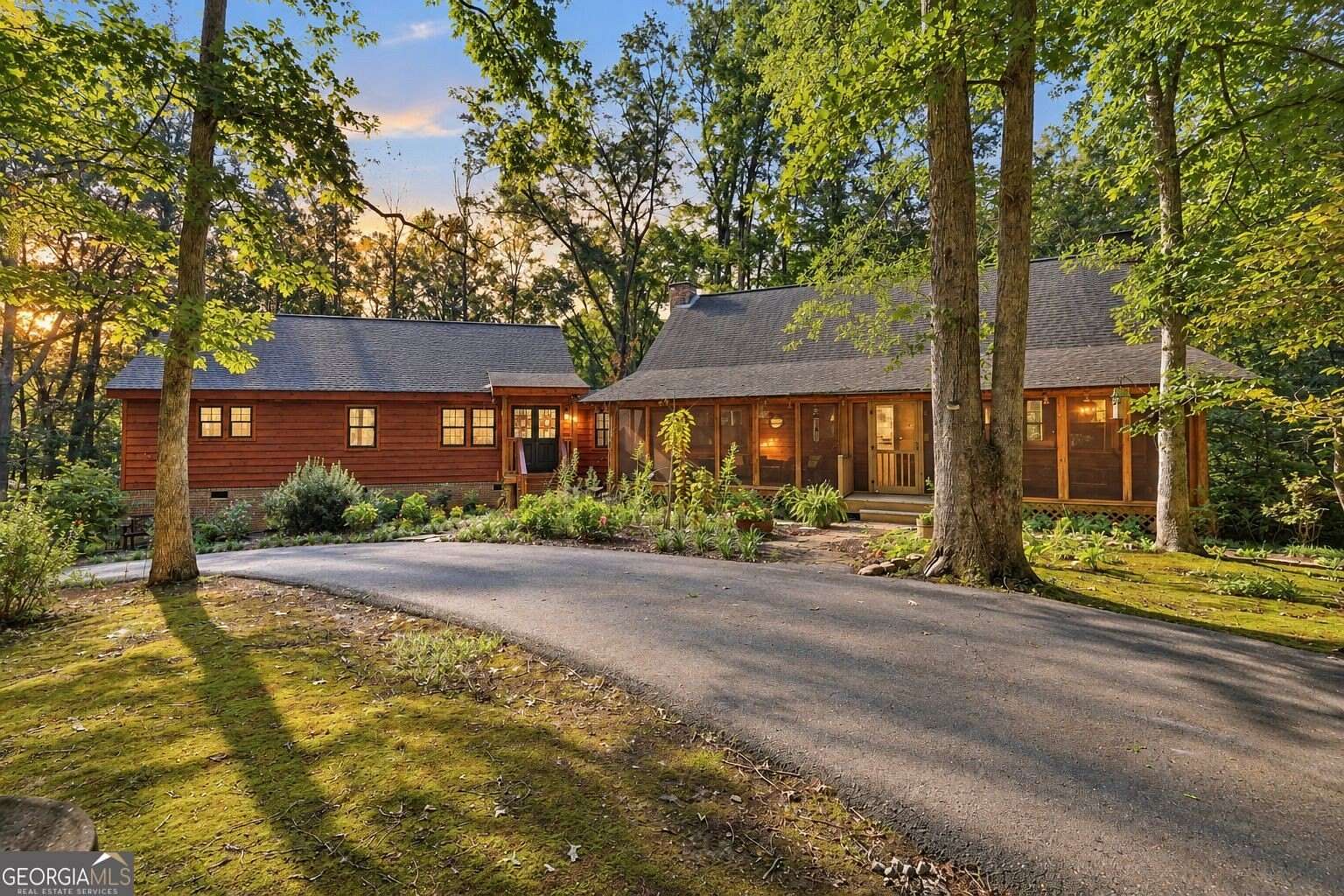 4.43 Acres of Land with Home for Sale in Toccoa, Georgia
