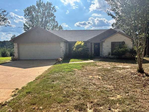 4.8 Acres of Land with Home for Sale in Carthage, Mississippi