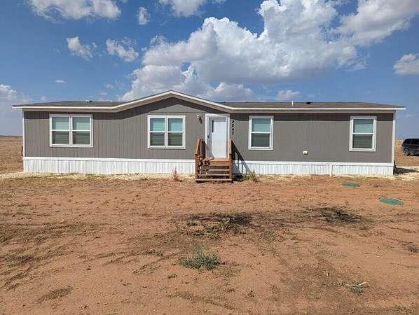 150 Acres of Land with Home for Sale in Lockney, Texas