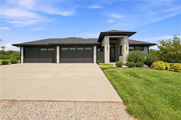 4.2 Acres of Land with Home for Sale in Spring Hill, Kansas