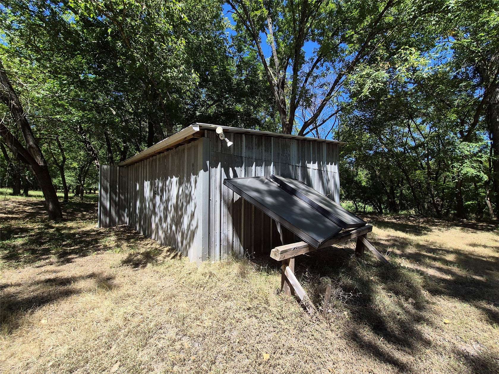 1.5 Acres of Residential Land for Sale in Granbury, Texas