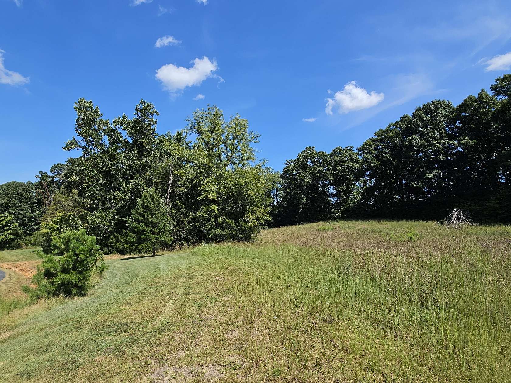 1.38 Acres of Residential Land for Sale in Newport, Tennessee