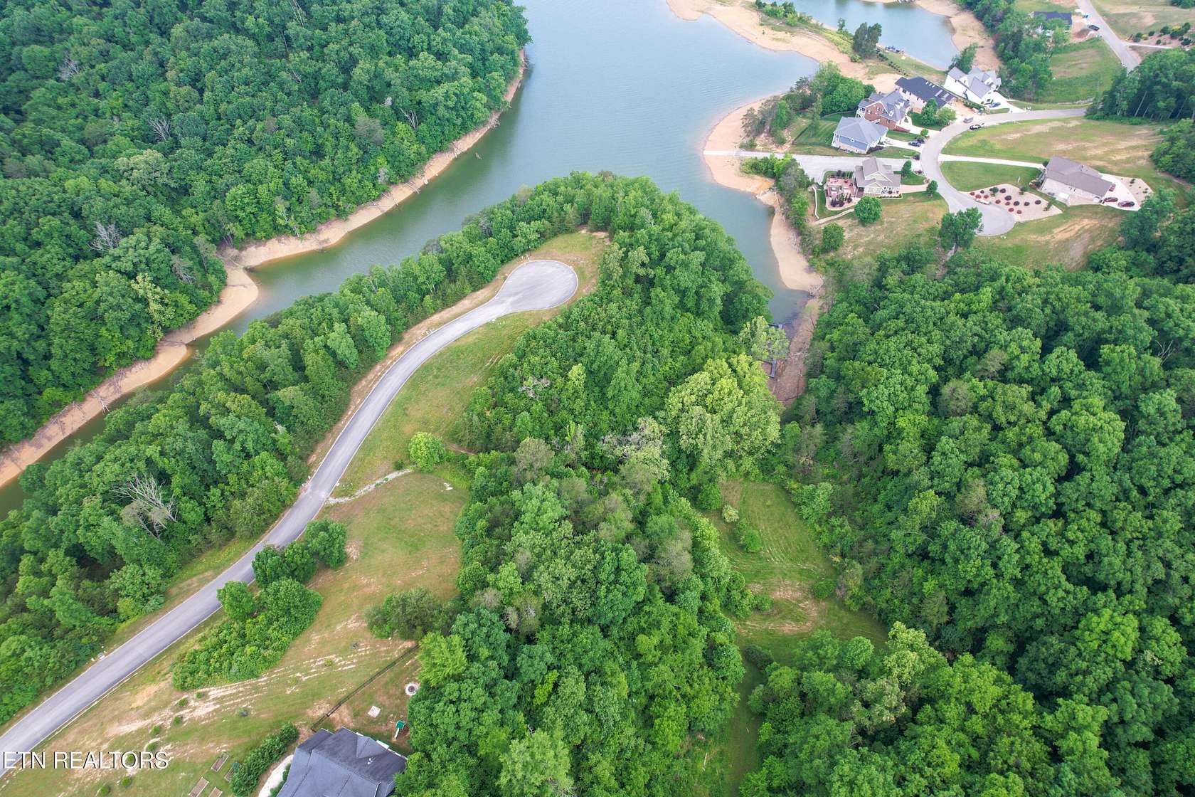 1 Acre of Residential Land for Sale in Russellville, Tennessee