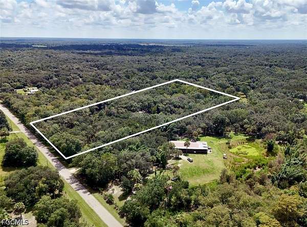 4.66 Acres of Residential Land for Sale in Arcadia, Florida