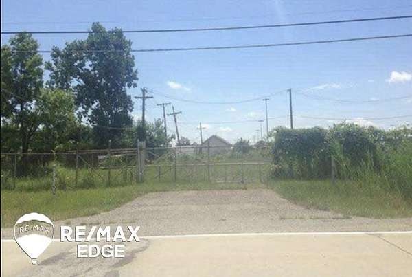 0.22 Acres of Commercial Land for Sale in Romulus, Michigan