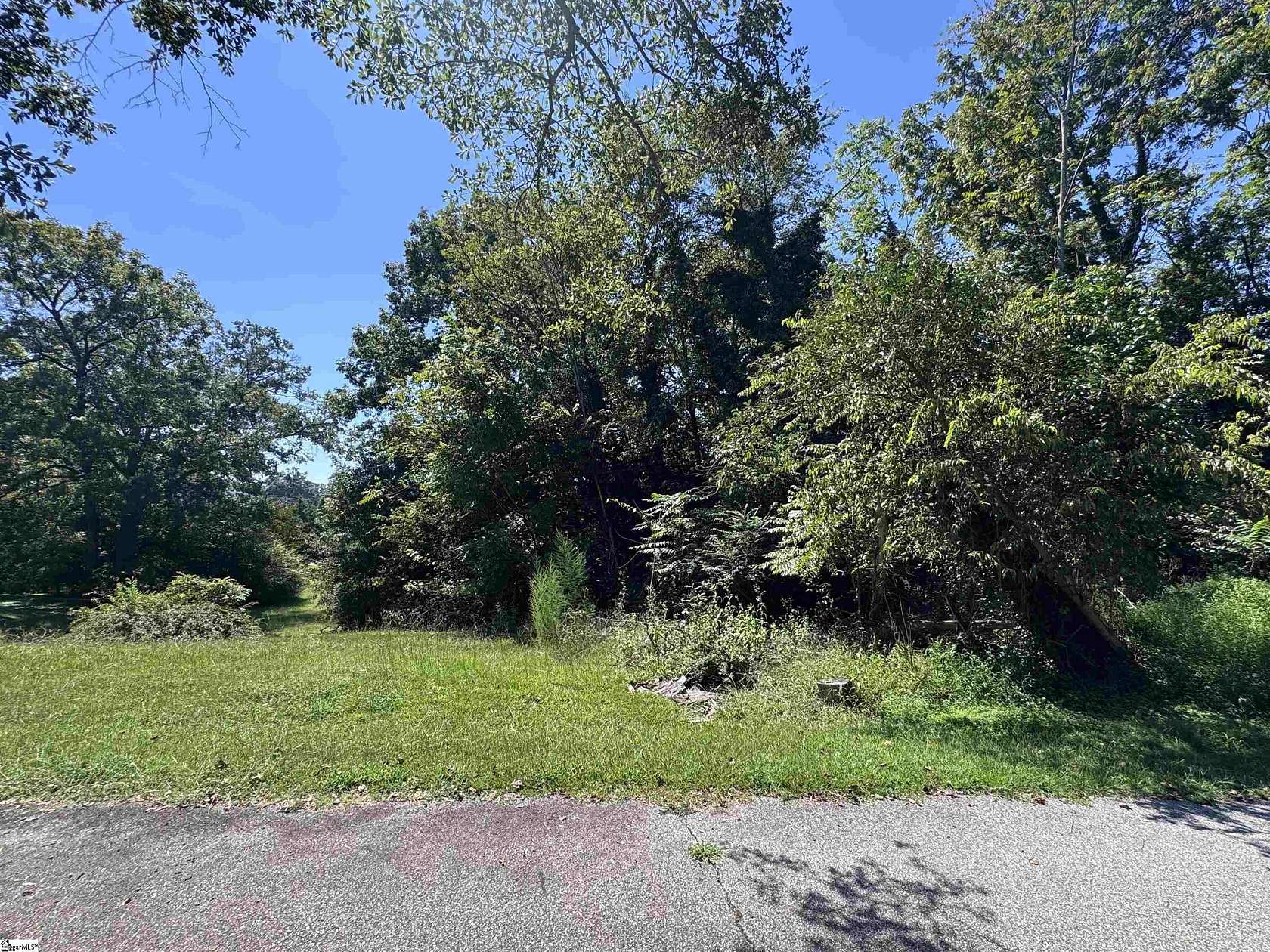0.5 Acres of Land for Sale in Drayton, South Carolina
